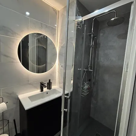Moonwhite - Basel - Airport - Highquality Apartament Saint-Louis (Haut-Rhin)