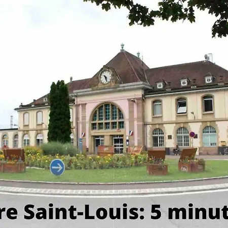 Moonwhite - Basel - Airport - Highquality